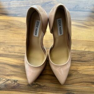 Steve Madden vixen  nude pointy toe platform pumps 8.5
